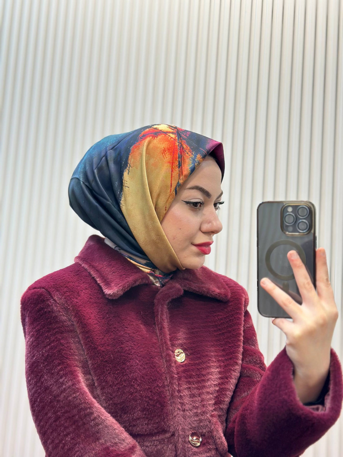 Aker eşarp