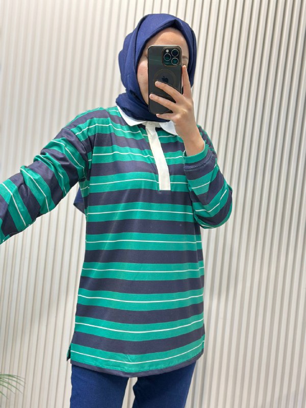 Kadriye Baştürk Polo Yaka Çizgili Oversize Sweatshirt