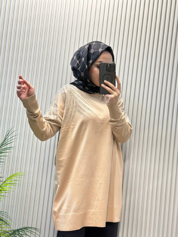 Nefise Standart Beden Şık Tasarım Üst